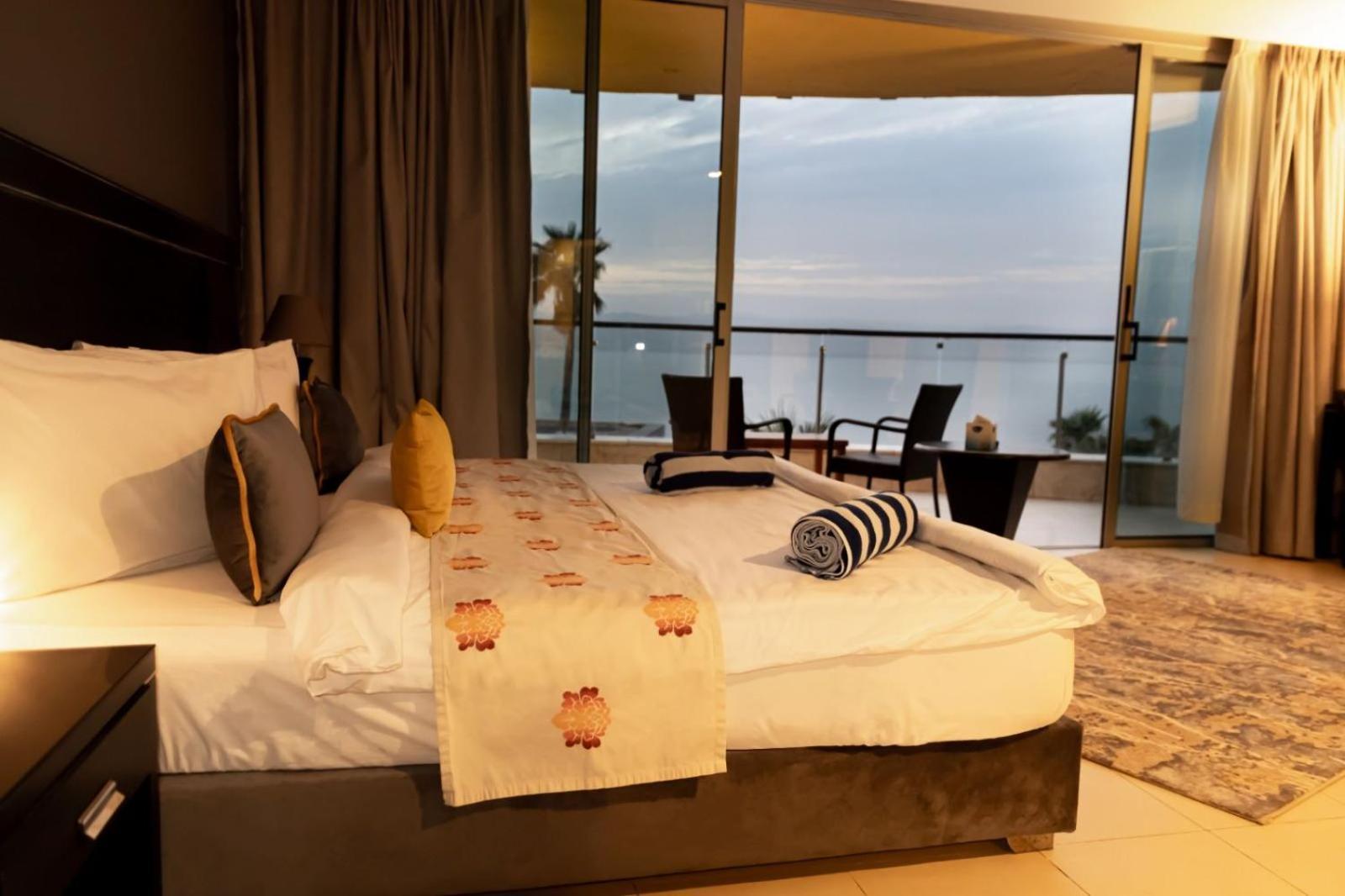 O Beach Hotel & Resort Sweimeh Exterior foto